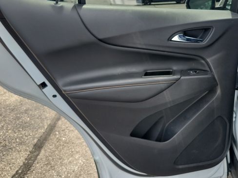Used 2020 Chevrolet Equinox Premier AWD/4WD image 18
