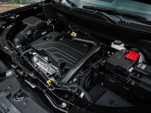 New 2026 GMC Terrain AT4 w/ Convenience Package III image 7