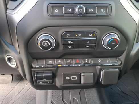 Used 2024 Chevrolet Silverado 1500 Custom Trail Boss image 11