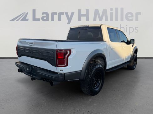 Used 2019 Ford F150 Raptor w/ Equipment Group 802A Luxury AWD/4WD image 5