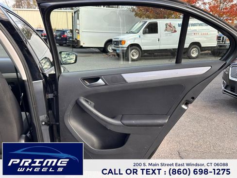 Used 2018 Volkswagen Jetta S image 14