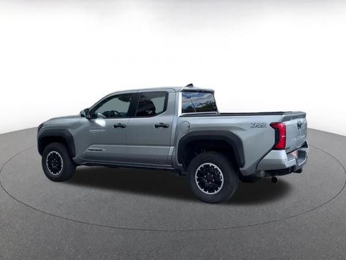 Used 2025 Toyota Tacoma TRD Off-Road image 10