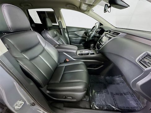 Used 2024 Nissan Murano SV w/ SV Midnight Edition Package image 12