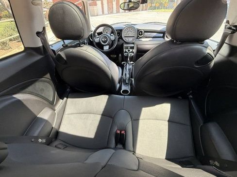 Used 2009 MINI Cooper S FWD image 5