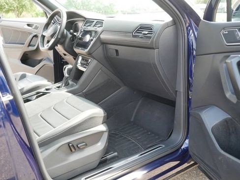 Certified 2023 Volkswagen Tiguan SEL R-Line AWD/4WD image 20
