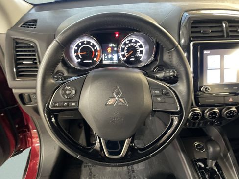 Used 2024 Mitsubishi Outlander Sport SE image 17