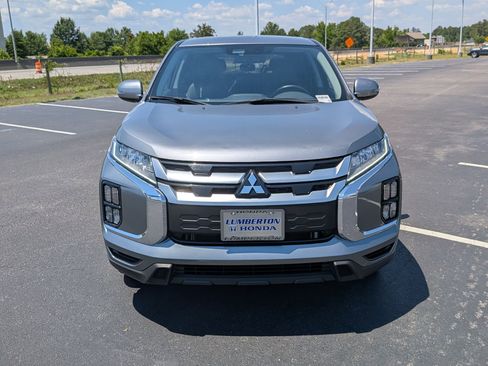 Used 2025 Mitsubishi Outlander Sport ES AWD/4WD image 8