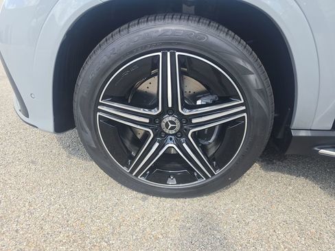 New 2026 Mercedes-Benz GLE 450 4MATIC image 11