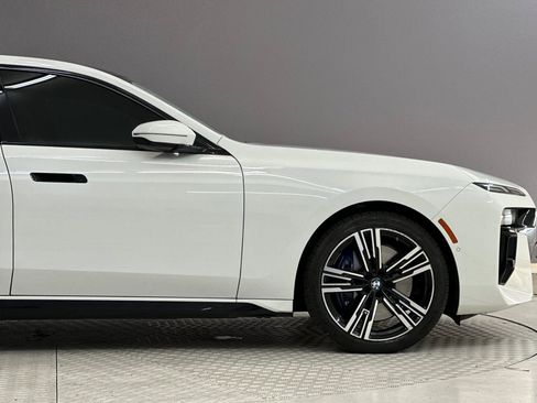 Certified 2023 BMW 740i w/ Parking Assistance Package RWD image 35
