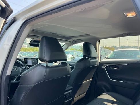 Used 2020 Toyota RAV4 Limited w/ Limited Grade Weather Package AWD/4WD image 13