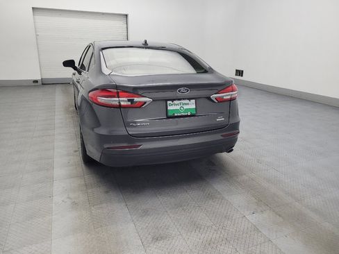 Used 2020 Ford Fusion SE image 6