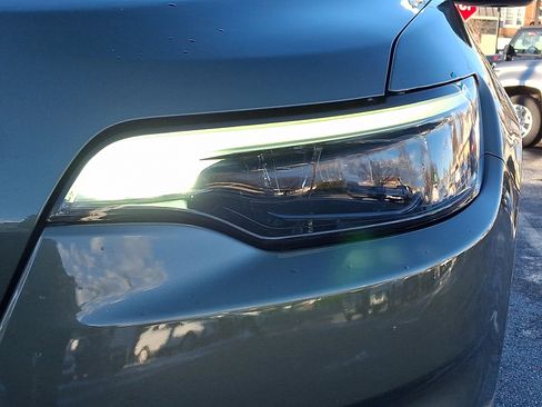 Used 2021 Jeep Cherokee Latitude Lux 80th Anniv w/ Quick Order Package 26U 80TH image 10