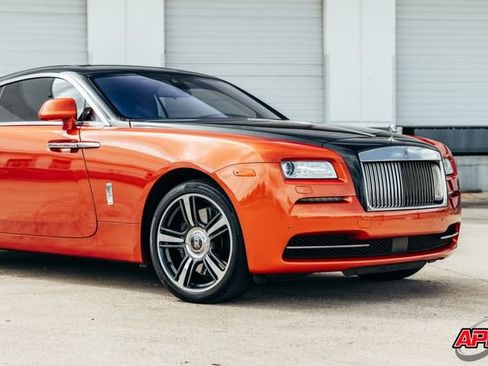 Used 2015 Rolls-Royce Wraith RWD image 41