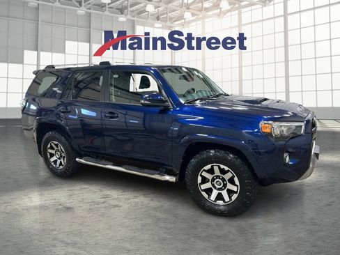 Used 2018 Toyota 4Runner TRD Off-Road Premium image 7