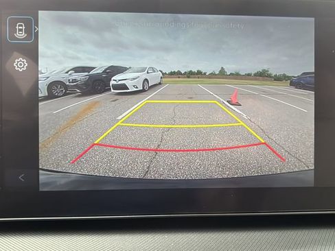 Used 2025 Hyundai Santa Fe SEL image 25