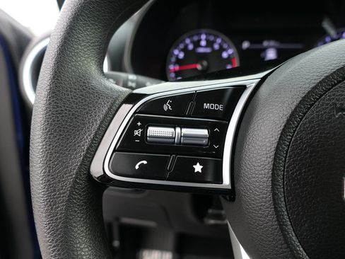 Used 2023 Kia Forte LXS w/ LXS Technology Package image 14