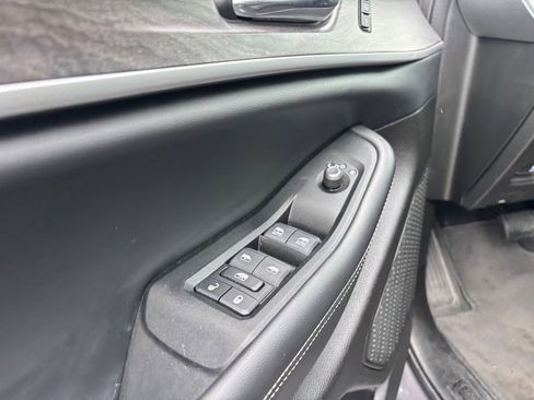 Used 2024 Jeep Grand Cherokee L Limited image 22