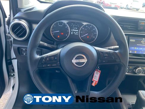 Used 2025 Nissan Versa S w/ Trunk Package FWD image 14