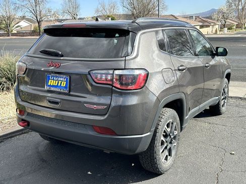 Used 2019 Jeep Compass Trailhawk w/ Leather Interior Group image 3