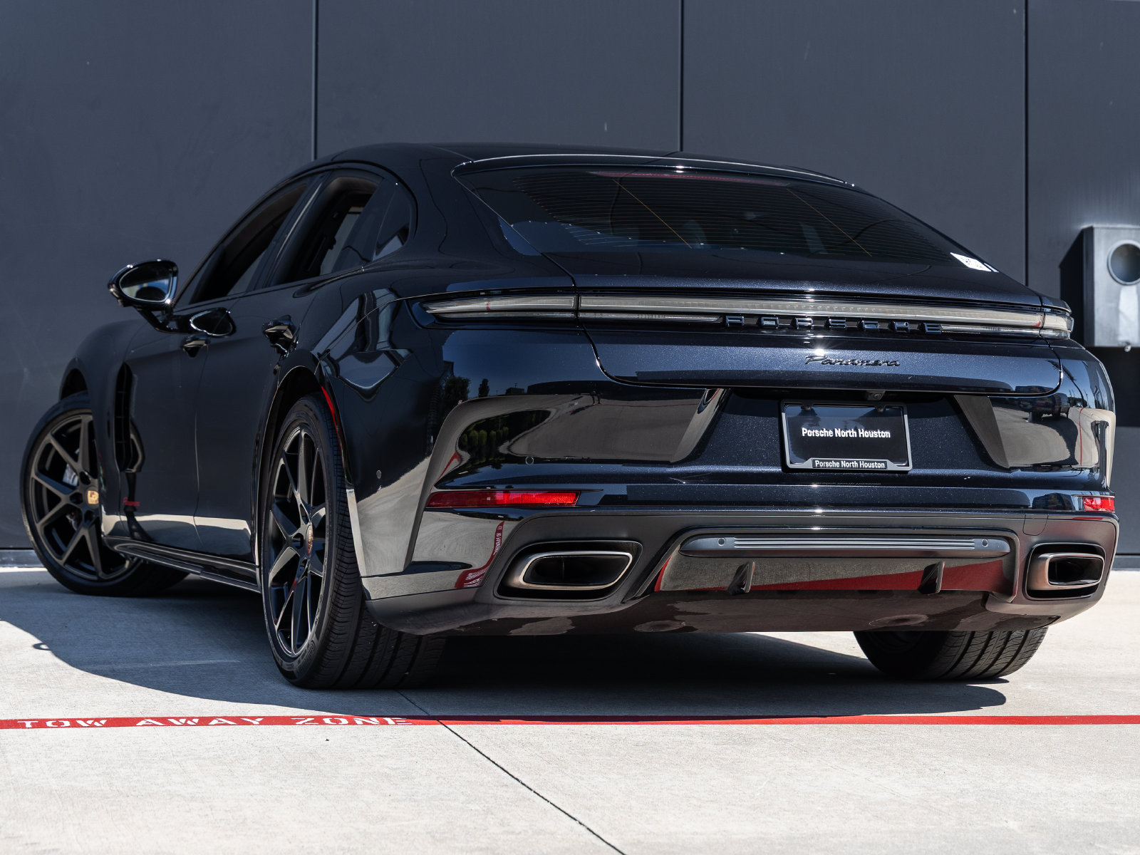 Certified 2024 Porsche Panamera RWD image 3