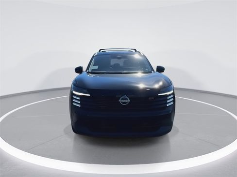 New 2026 Nissan Kicks SR w/ SR Premium Package image 3