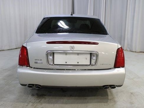Used 2005 Cadillac De Ville w/ Limited Edition Package image 6