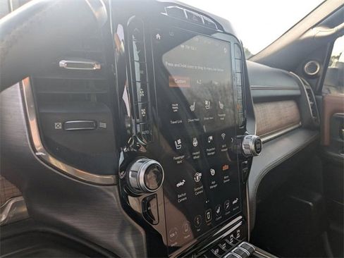 Used 2019 RAM 2500 Limited image 30