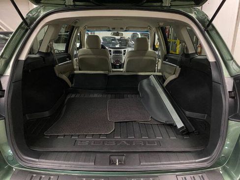 Used 2013 Subaru Outback 2.5i Premium w/ All-Weather Pkg AWD/4WD image 15