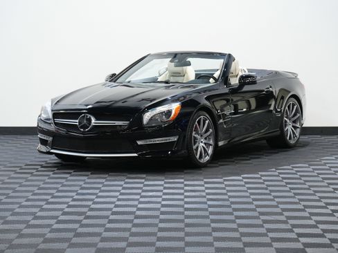Used 2015 Mercedes-Benz SL 63 AMG image 3