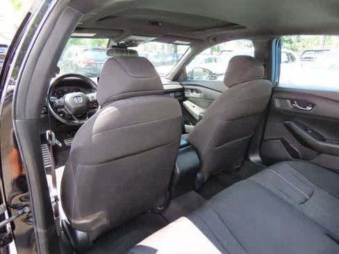 Certified 2023 Honda Accord Sport image 14