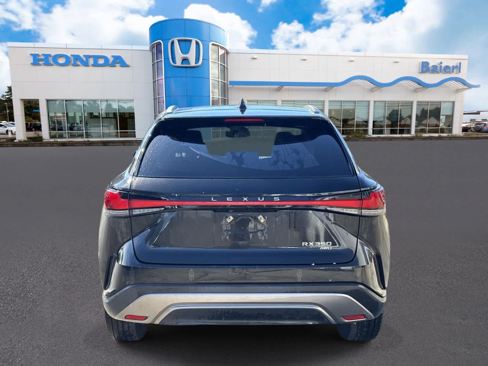 Used 2023 Lexus RX 350 Premium w/ Accessory Package AWD/4WD image 4