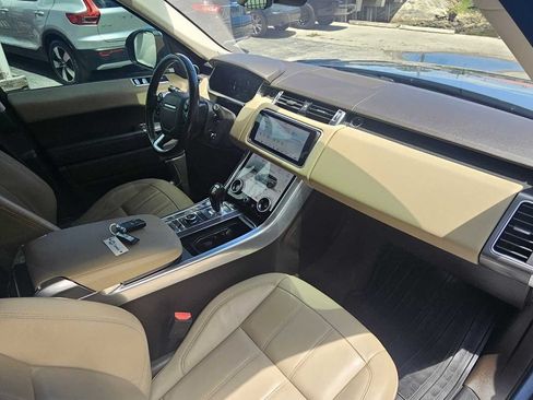 Used 2018 Land Rover Range Rover Sport SE AWD/4WD image 30