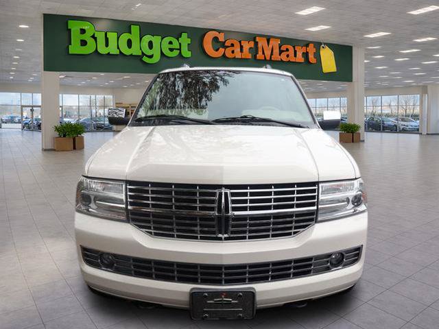 Used 2007 Lincoln Navigator 4WD image 2