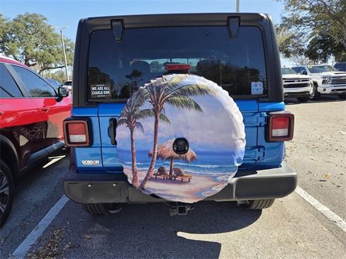 Used 2023 Jeep Wrangler Sport S image 4