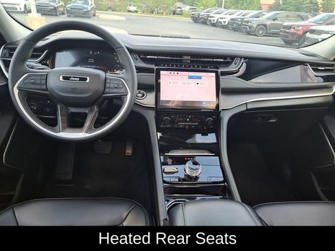 Used 2023 Jeep Grand Cherokee 4WD 4xe image 10