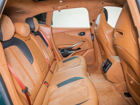 Used 2023 Aston Martin DBX 707 image 17