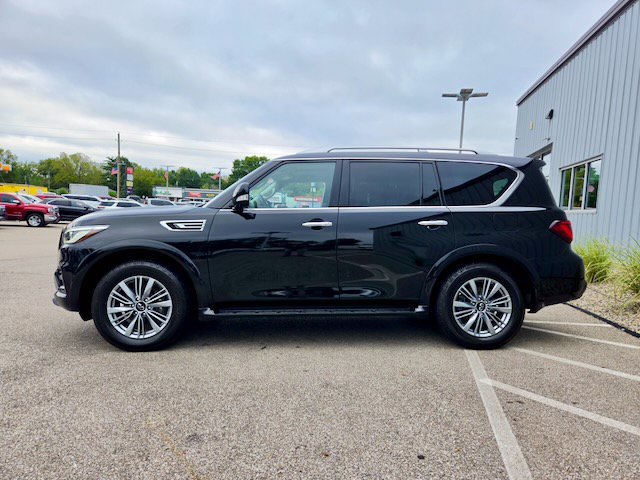 Used 2023 INFINITI QX80 Luxe w/ Cargo Package AWD/4WD image 4