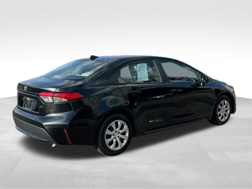 Used 2020 Toyota Corolla LE FWD image 6
