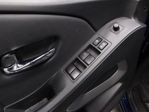 Certified 2022 Nissan Frontier SV image 23