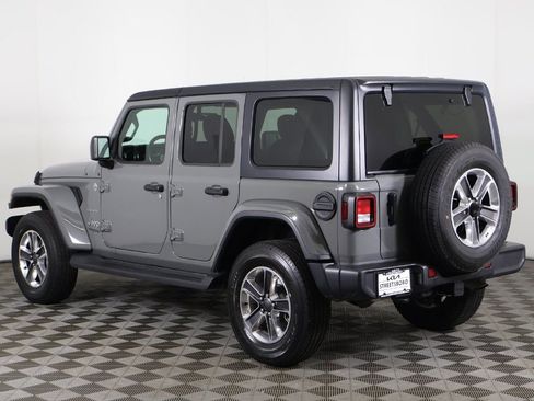 Used 2021 Jeep Wrangler Unlimited Sahara w/ Uconnect 4C Nav & Sound Group image 6