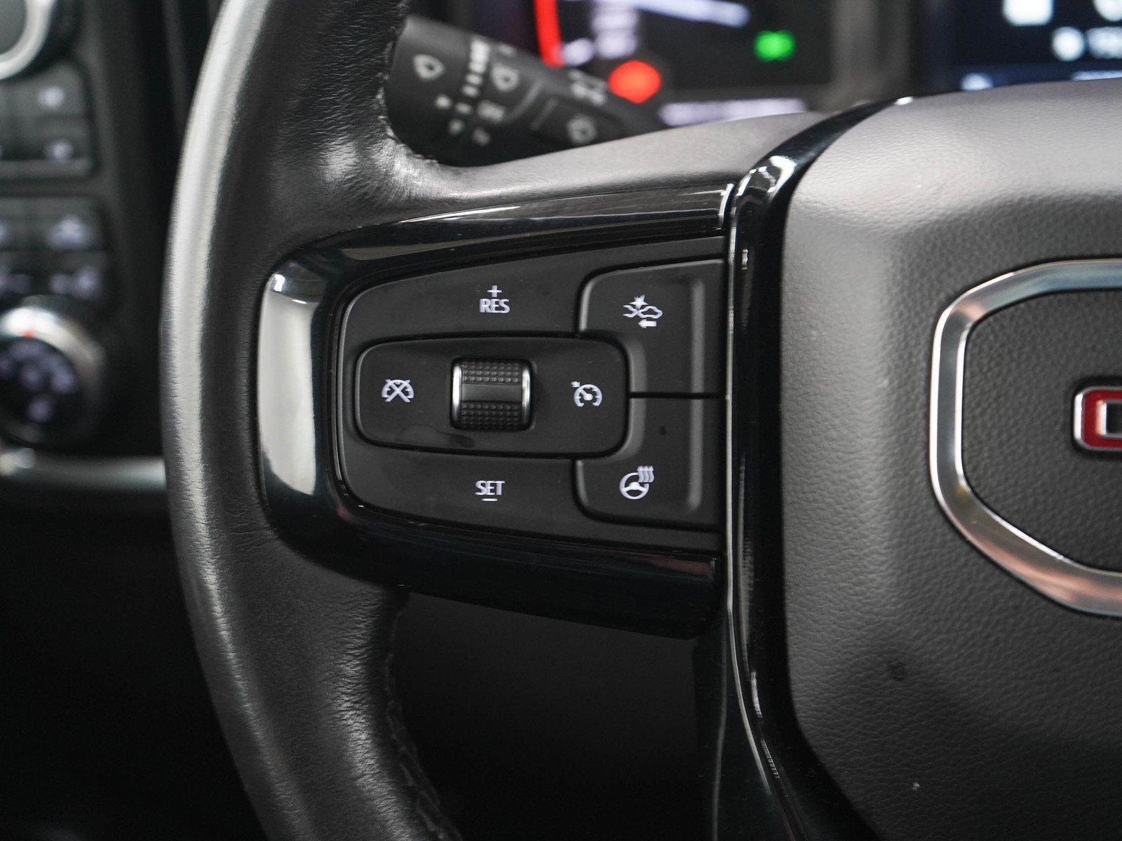 Used 2021 GMC Sierra 1500 SLT w/ SLT Premium Plus Package AWD/4WD image 25