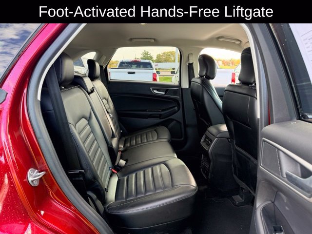 Used 2018 Ford Edge SEL w/ Equipment Group 201A AWD/4WD image 10