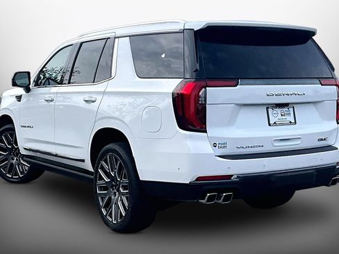 Used 2026 GMC Yukon Denali Ultimate AWD/4WD image 11