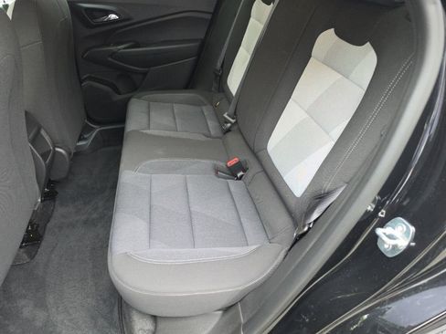 Certified 2024 Chevrolet Trax RS FWD image 23
