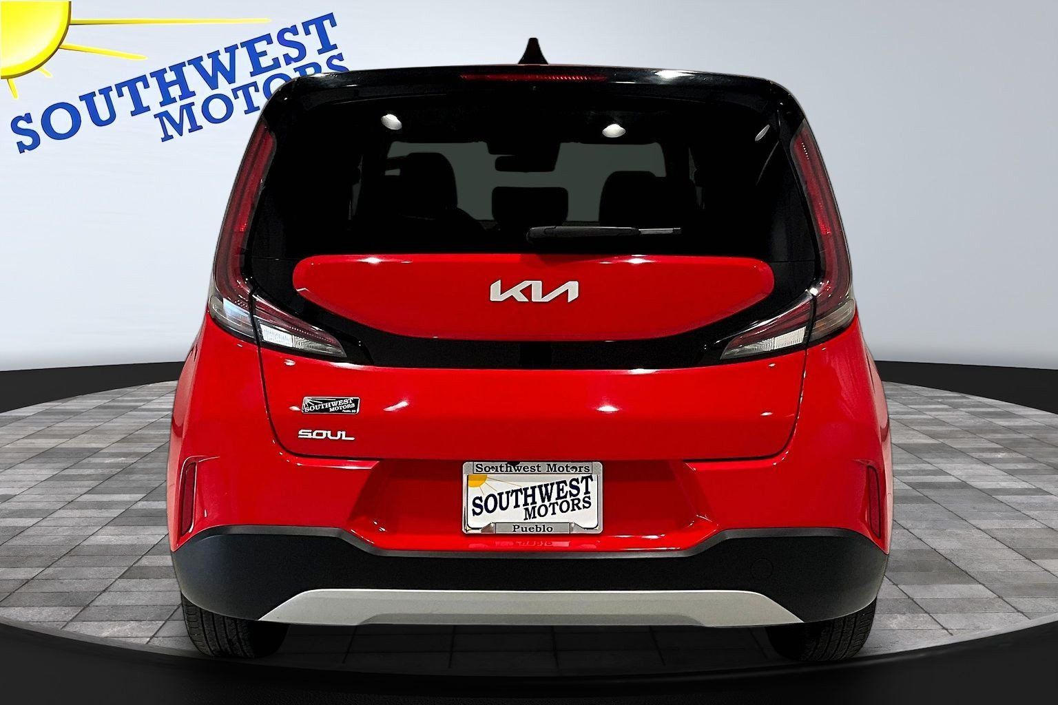 Used 2025 Kia Soul LX w/ LX Technology Package FWD image 6