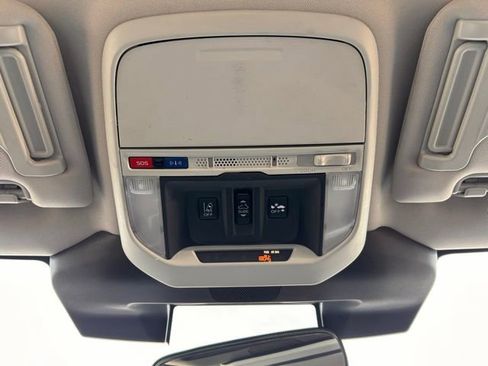 Used 2022 Subaru Forester Premium image 13