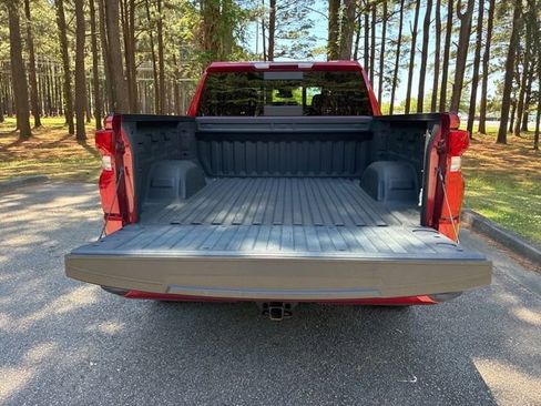 Used 2024 Chevrolet Silverado 1500 RST w/ Convenience Package II AWD/4WD image 18