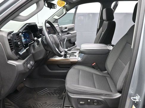 Used 2023 Chevrolet Silverado 1500 LT Trail Boss w/ Protection Package image 12