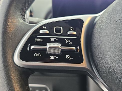 Certified 2022 Mercedes-Benz GLB 250 GLB 250 image 17