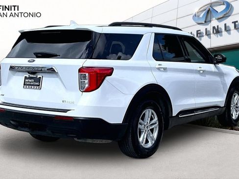 Used 2020 Ford Explorer XLT w/ Class III Trailer Tow Package RWD image 2